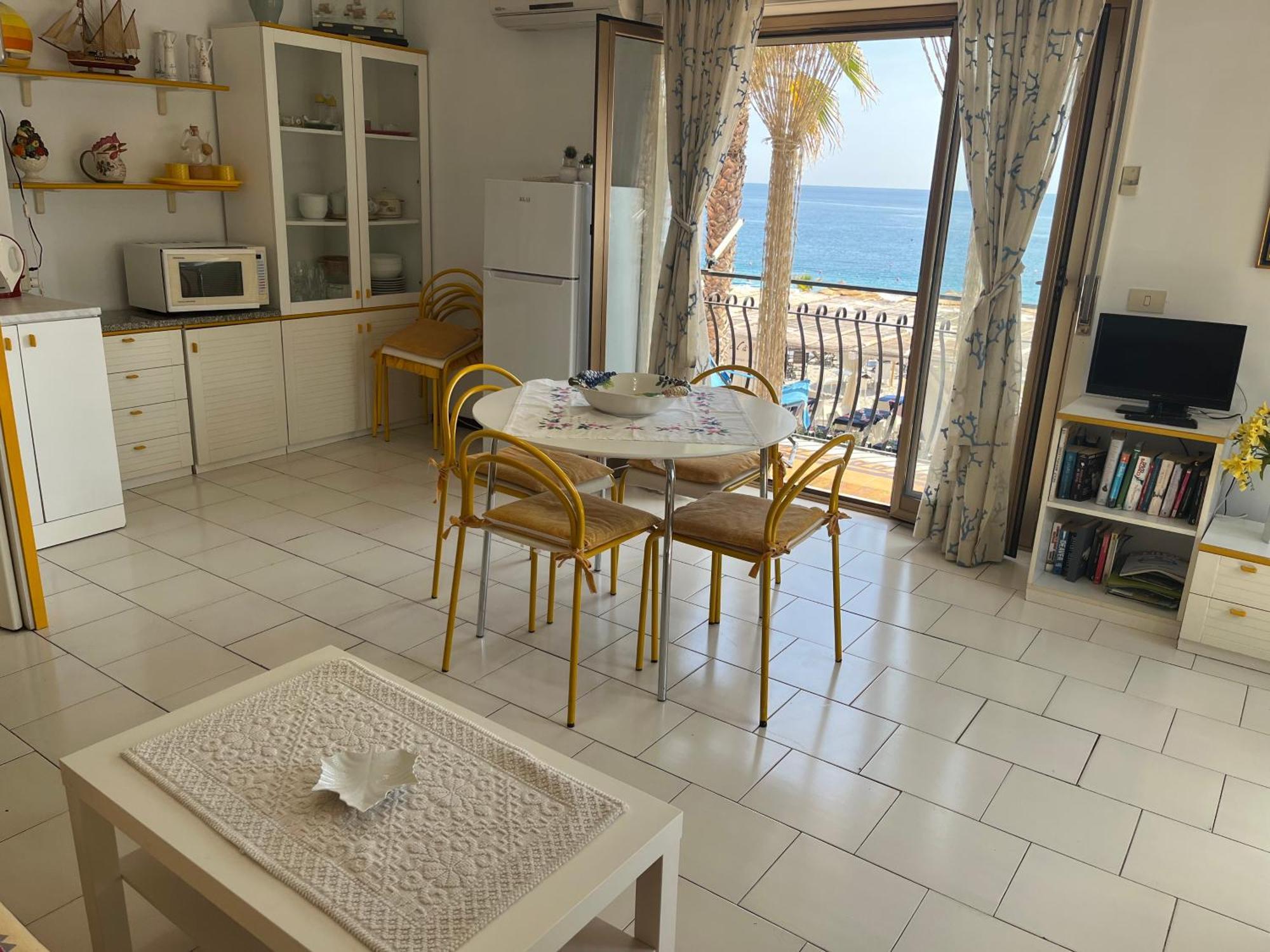Casa Del Sole Διαμέρισμα Letojanni Εξωτερικό φωτογραφία